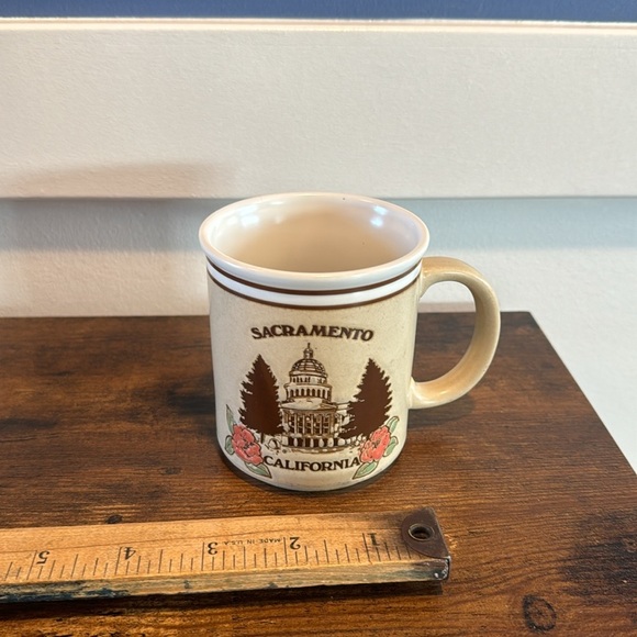 Sacramento, California coffee/tea mug poppy flower - Picture 6 of 6